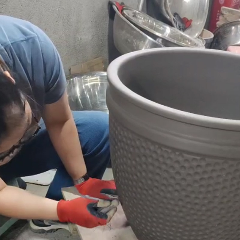 Egg kamado ceramic gril repairing